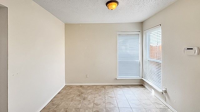 538 Norwood Circle E, Arlington, TX 76013