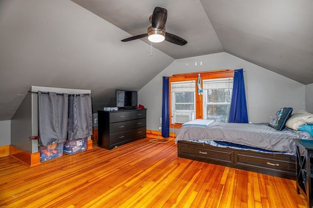 77 Lovewell St, Gardner, MA 01440