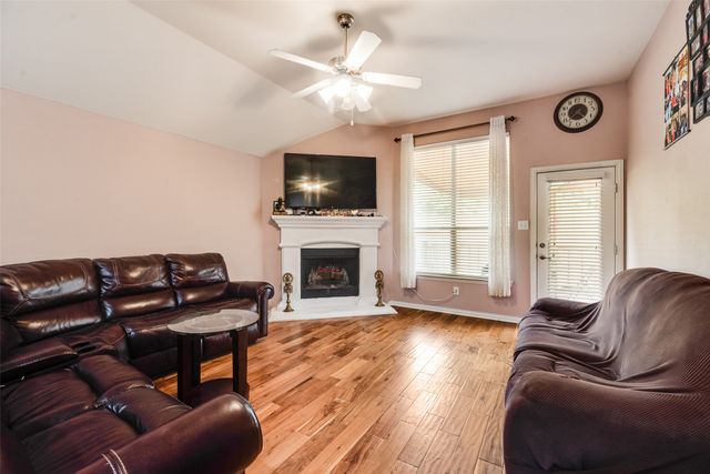 10128 Longranger Drive, Fort Worth, TX 76053