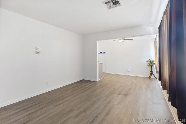 4912 N Saint Louis Avenue, Tulsa, OK 74126