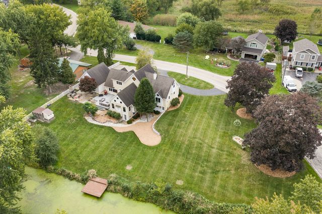 27069 W FOX RIVER Road, Cary, IL 60013