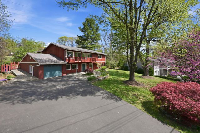 9825 BETTEKER LANE, Potomac, MD 20854