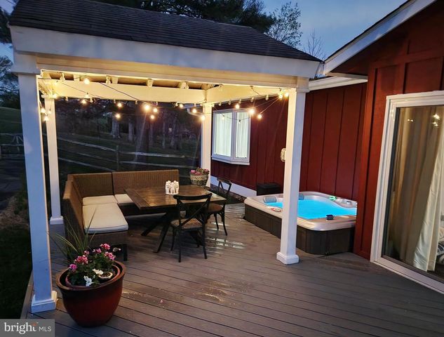 9825 BETTEKER LANE, Potomac, MD 20854