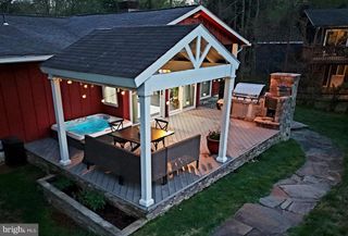 9825 BETTEKER LANE, Potomac, MD 20854
