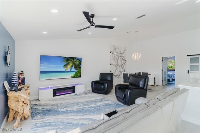 5605 SW 12th AVE 208, Cape Coral, FL 33914