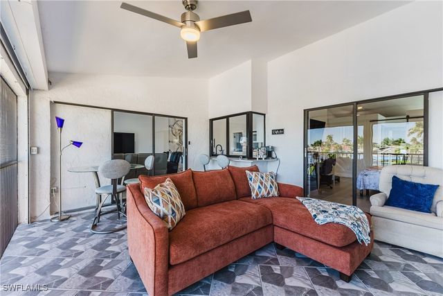 5605 SW 12th AVE 208, Cape Coral, FL 33914