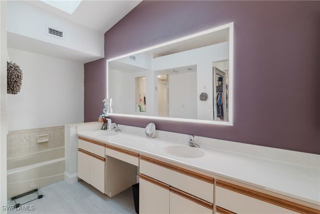 5605 SW 12th AVE 208, Cape Coral, FL 33914