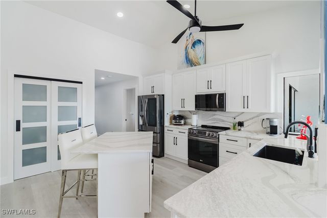 5605 SW 12th AVE 208, Cape Coral, FL 33914