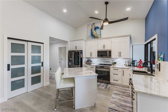 5605 SW 12th AVE 208, Cape Coral, FL 33914