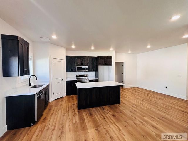 532 Austin Avenue, Sugar City, ID 83448