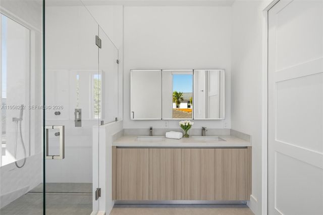 1161 Stillwater Dr, Miami Beach, FL 33141