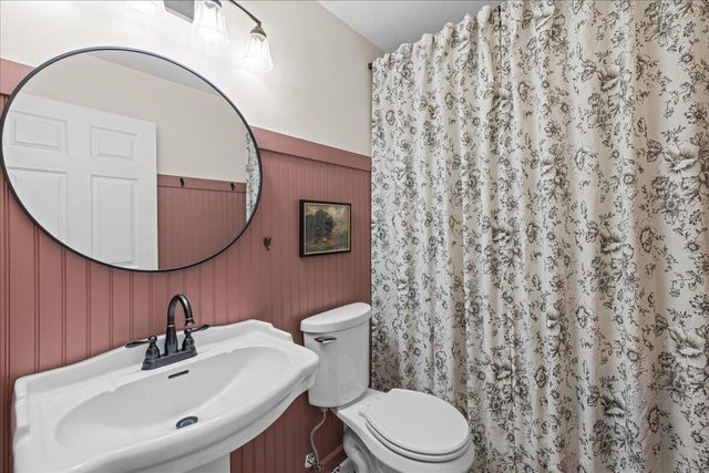 5322 Whitney Court, Crestview, FL 32536