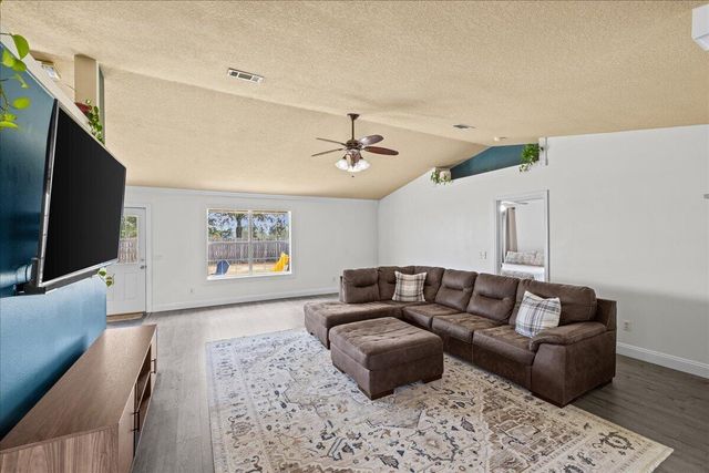 5322 Whitney Court, Crestview, FL 32536