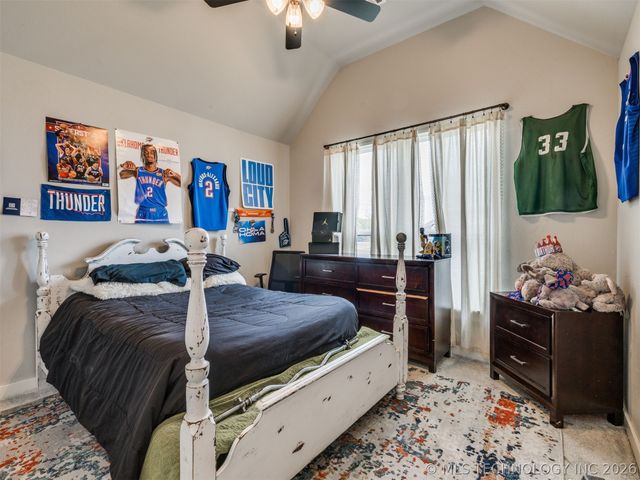 18982 Woodland Road, Catoosa, OK 74015