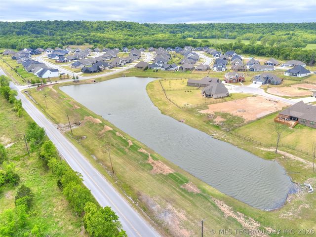18982 Woodland Road, Catoosa, OK 74015