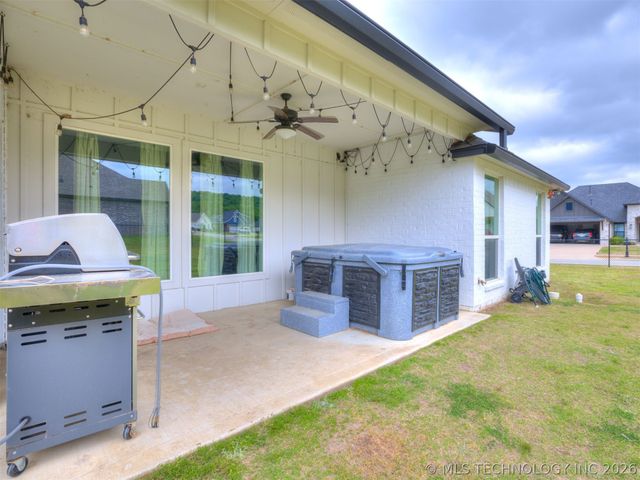 18982 Woodland Road, Catoosa, OK 74015