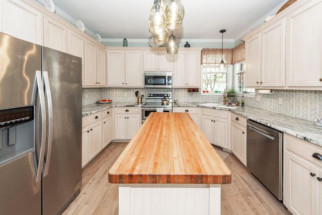 131 Arrowridge Court, Summerville, SC 29485