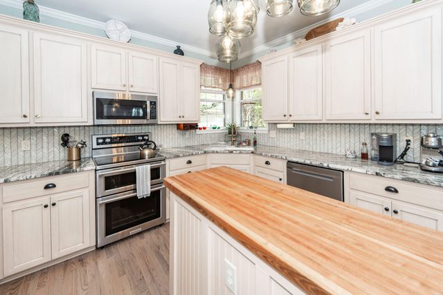 131 Arrowridge Court, Summerville, SC 29485