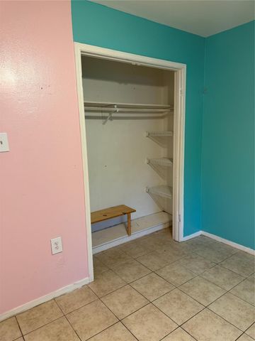 1612 Crestdale Drive 13, Houston, TX 77080