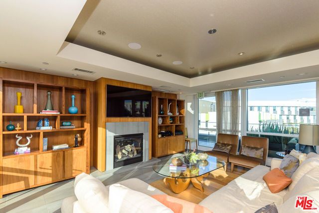1705 Ocean Avenue 209, Santa Monica, CA 90401