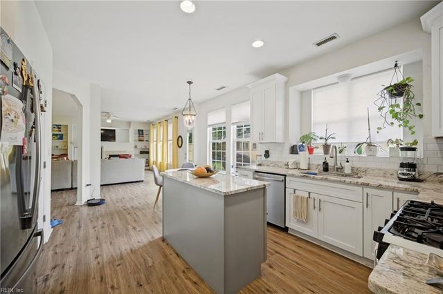 3901 Whitley Park DR, Virginia Beach, VA 23456