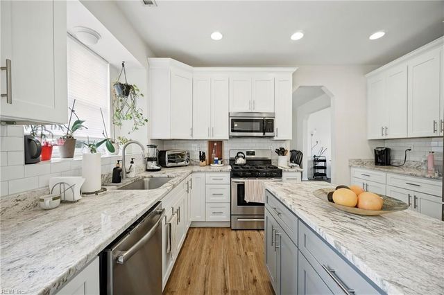 3901 Whitley Park DR, Virginia Beach, VA 23456