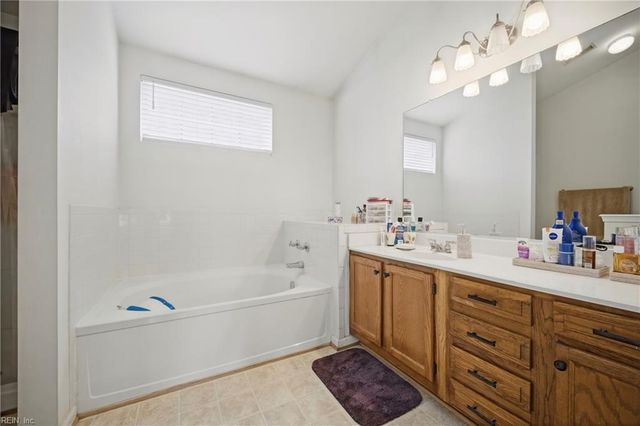 3901 Whitley Park DR, Virginia Beach, VA 23456
