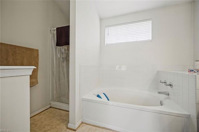 3901 Whitley Park DR, Virginia Beach, VA 23456