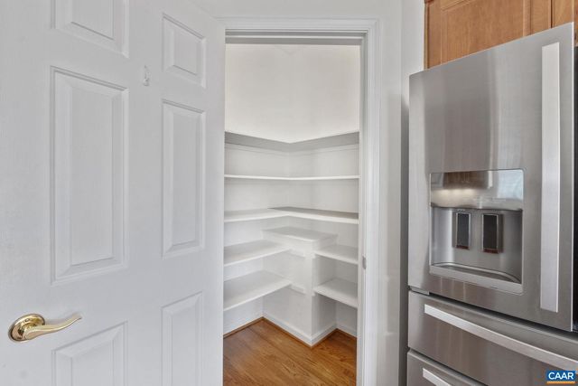 2053 RIDGETOP DR, Charlottesville, VA 22903