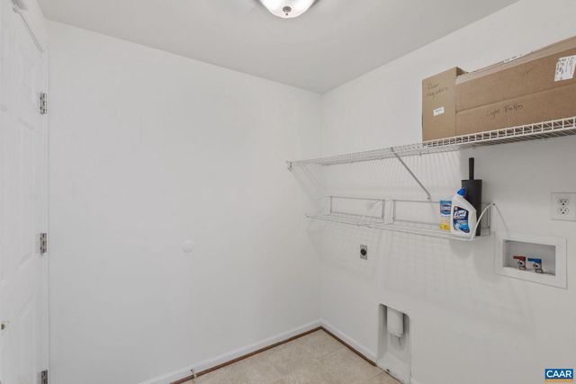 2053 RIDGETOP DR, Charlottesville, VA 22903