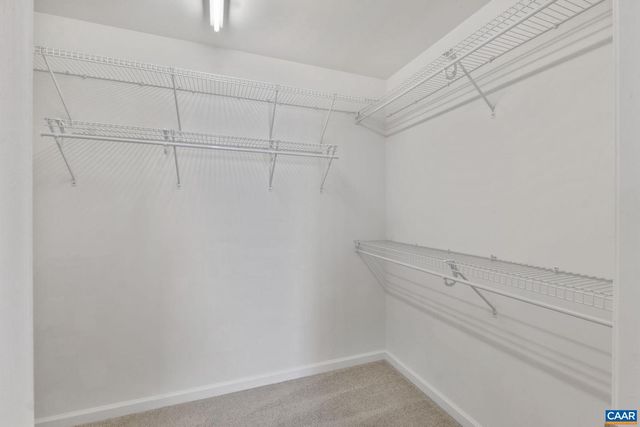 2053 RIDGETOP DR, Charlottesville, VA 22903