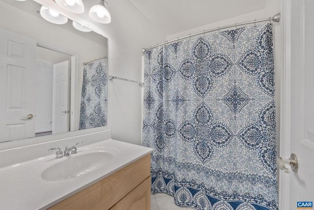 2053 RIDGETOP DR, Charlottesville, VA 22903