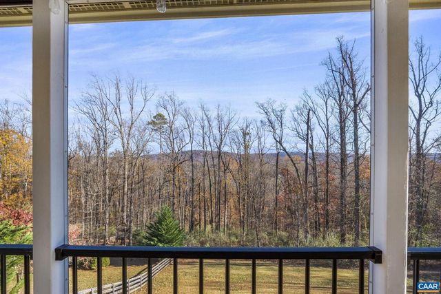 2053 RIDGETOP DR, Charlottesville, VA 22903