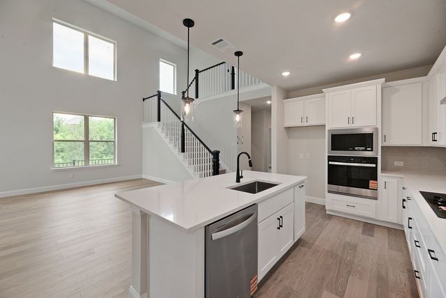 1080 Birdie Street, Gunter, TX 75058