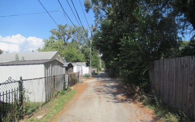 347 Park Drive, Joliet, IL 60436