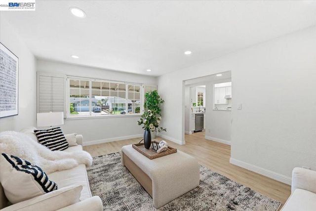 6235 Roslin Ct, Pleasanton, CA 94588