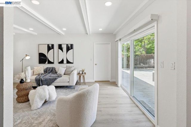 6235 Roslin Ct, Pleasanton, CA 94588