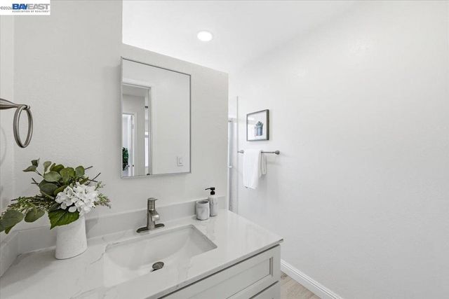 6235 Roslin Ct, Pleasanton, CA 94588