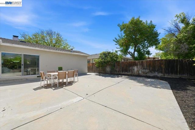 6235 Roslin Ct, Pleasanton, CA 94588