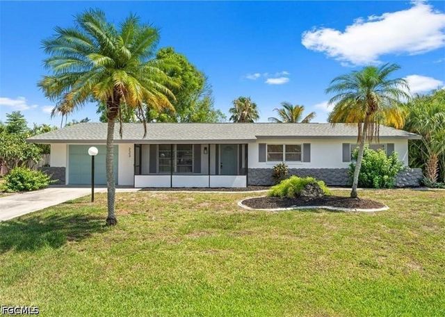 223 SE 45th ST, Cape Coral, FL 33904