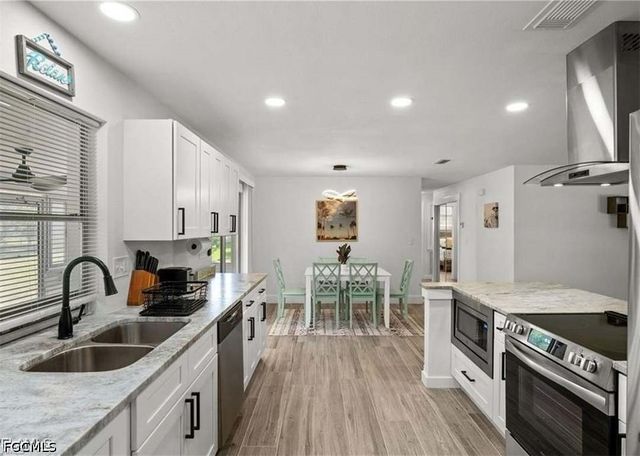 223 SE 45th ST, Cape Coral, FL 33904