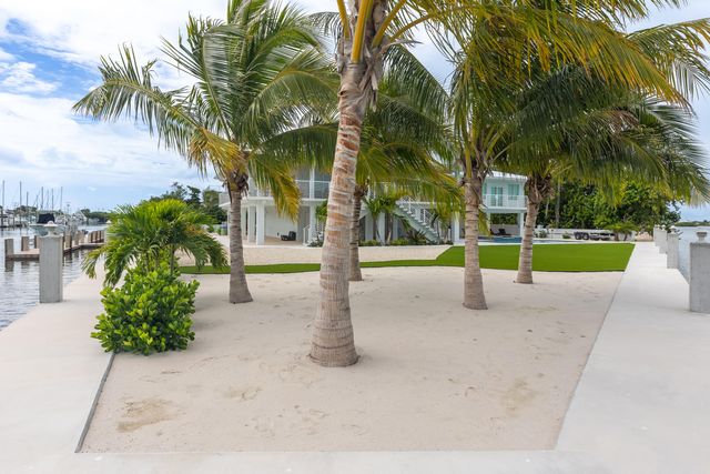 2125 Avenue H, Marathon, FL 33050