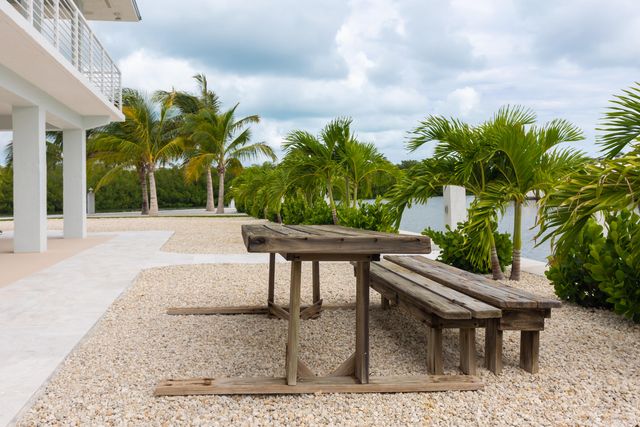 2125 Avenue H, Marathon, FL 33050