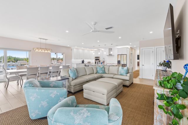 2125 Avenue H, Marathon, FL 33050