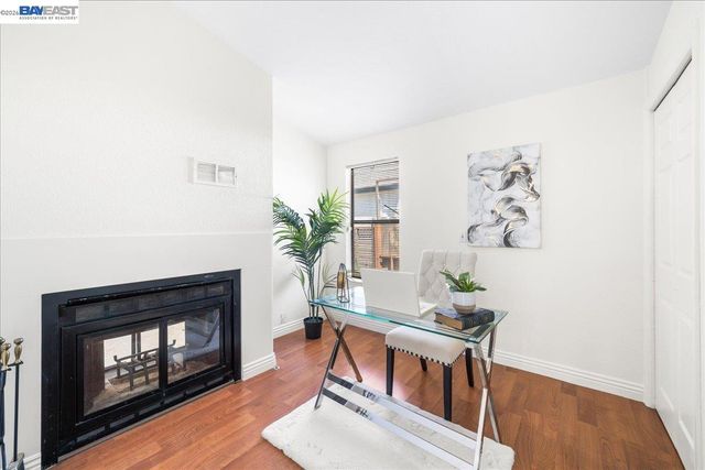 2170 Ralmar Ave, East Palo Alto, CA 94303