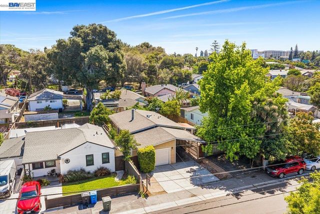 2170 Ralmar Ave, East Palo Alto, CA 94303