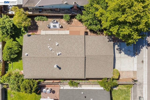 2170 Ralmar Ave, East Palo Alto, CA 94303