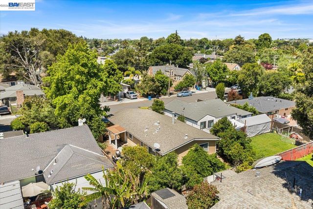 2170 Ralmar Ave, East Palo Alto, CA 94303