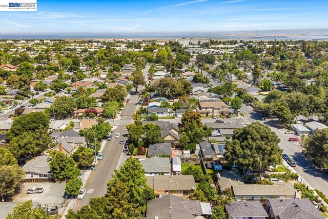 2170 Ralmar Ave, East Palo Alto, CA 94303