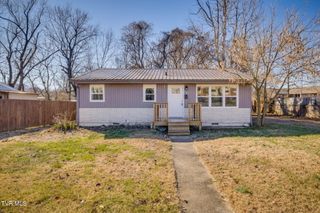 507 Robinson Drive, Johnson City, TN 37604